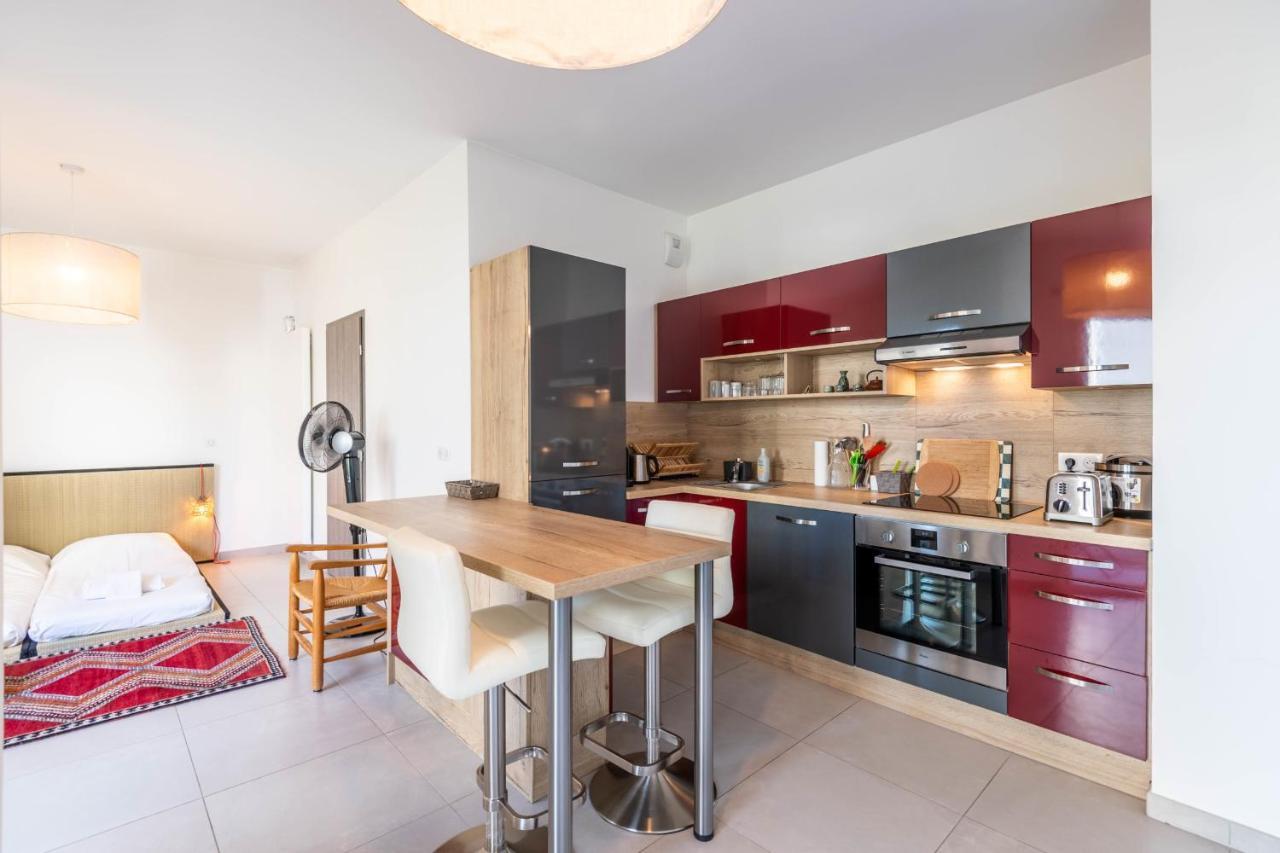 Charming Apartment With Balcony And Parking Near The Center Of 阿讷西 外观 照片