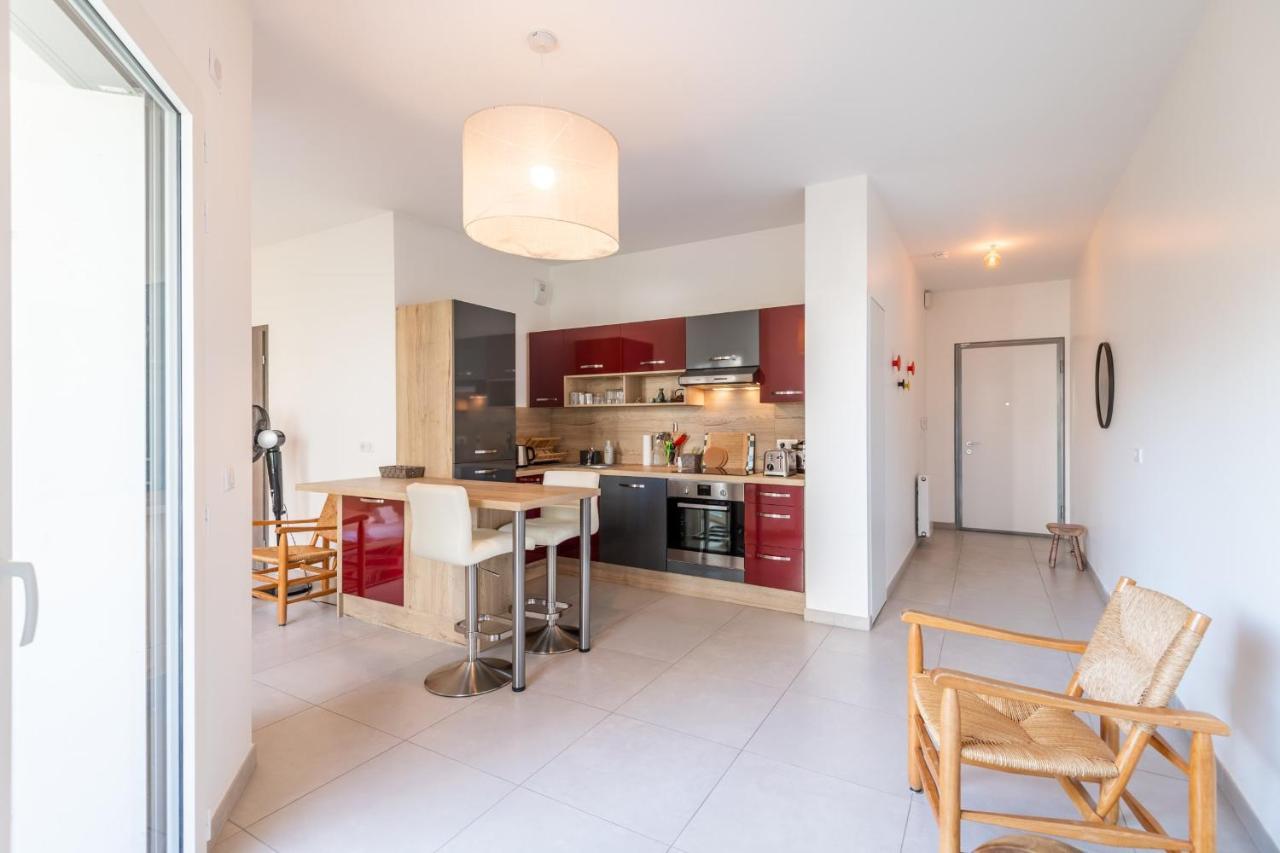 Charming Apartment With Balcony And Parking Near The Center Of 阿讷西 外观 照片
