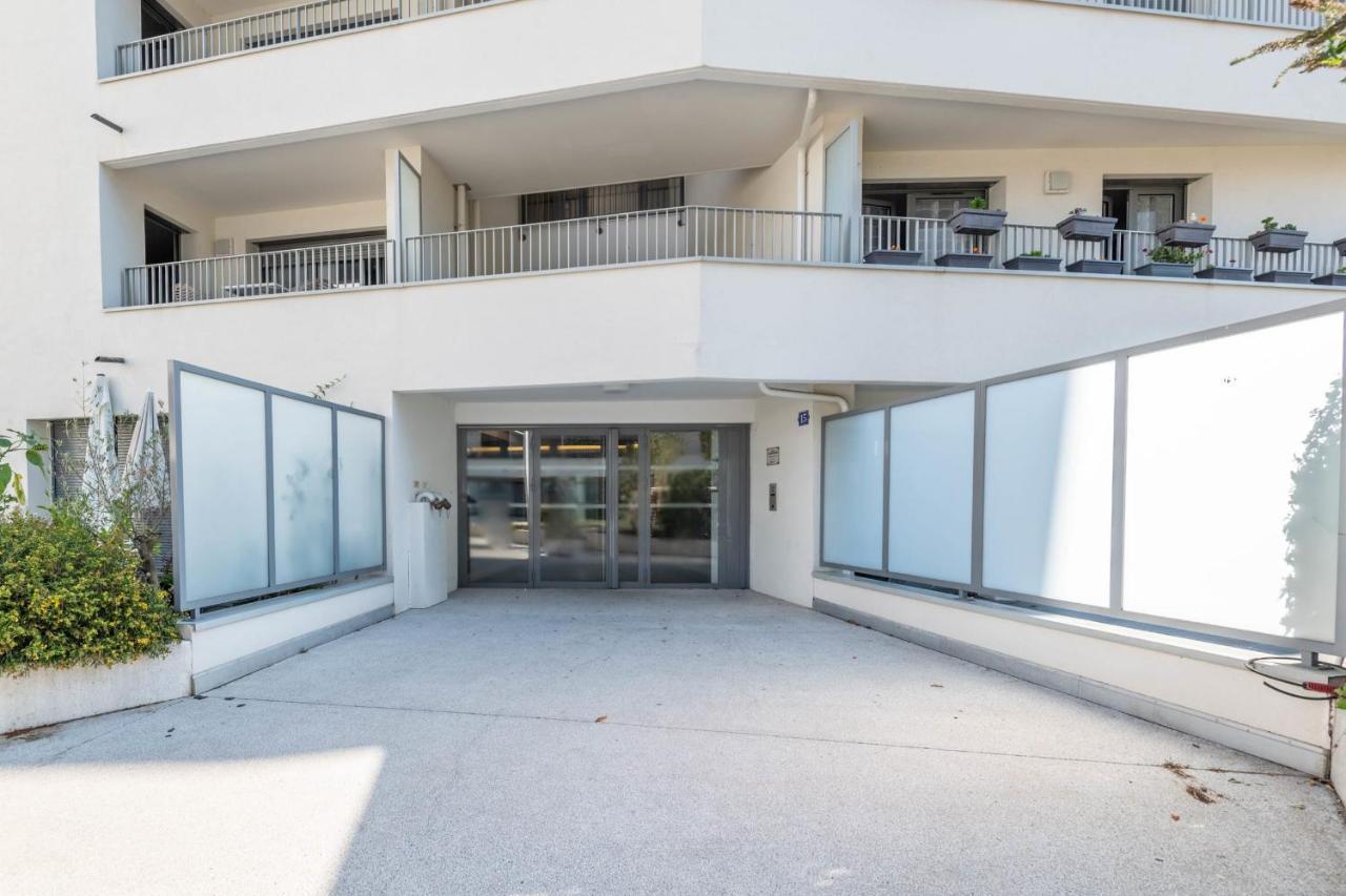 Charming Apartment With Balcony And Parking Near The Center Of 阿讷西 外观 照片